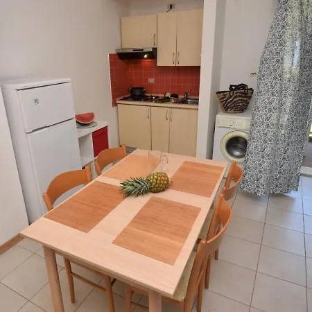 Apartamento Cerrano-2 By Interhome *